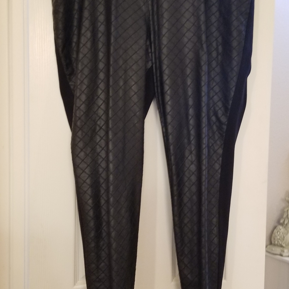 Pants - Picture 3 of 4